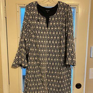 Bell sleeve dress